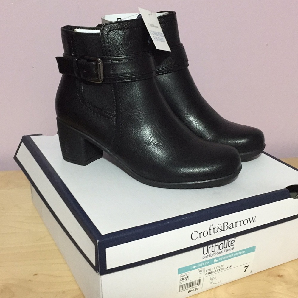 Croft & Barrow, size 7, Black Boots